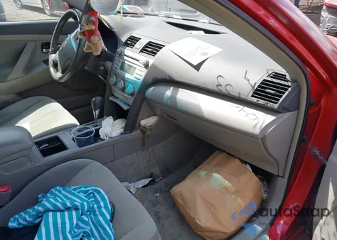 2008 Toyota Camry Le z USA, uszkodzony, nr VIN 4T1BE46K48U236404